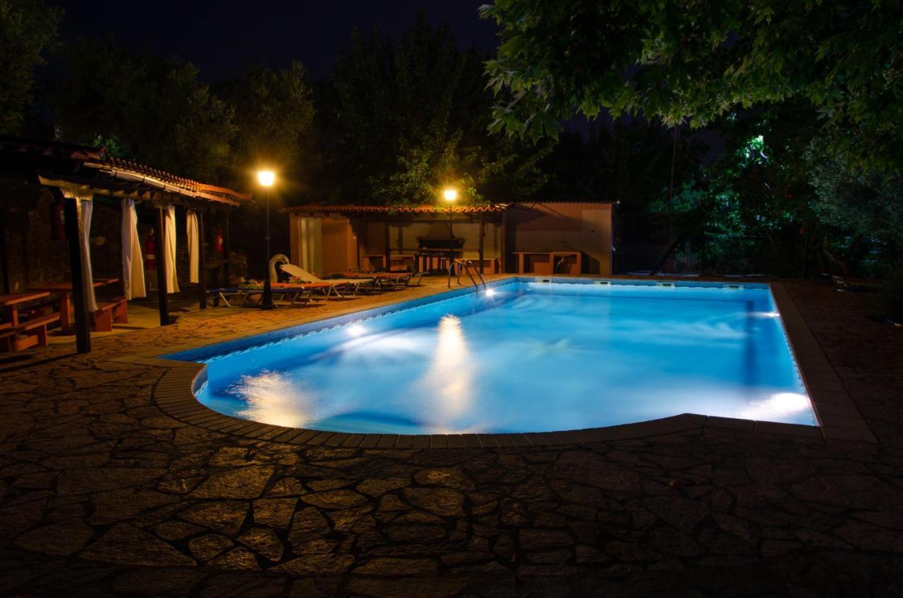 Makis House Hotel Nikiti  Buitenkant foto